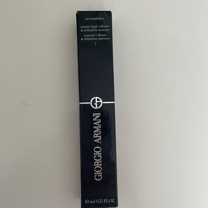 Armani mascara. Never used.